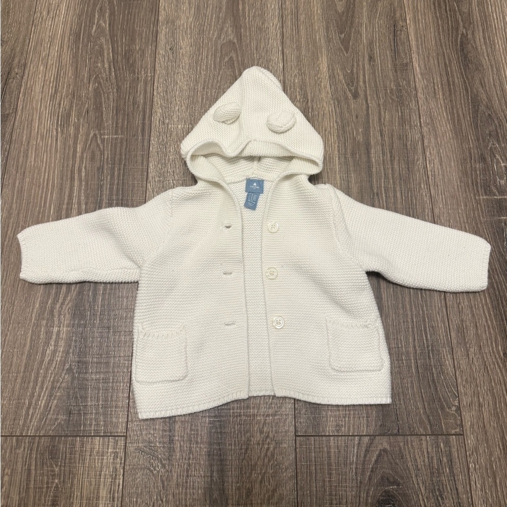 Baby Gap Knitted Button up with Bear Hood Size 6-12 Months White